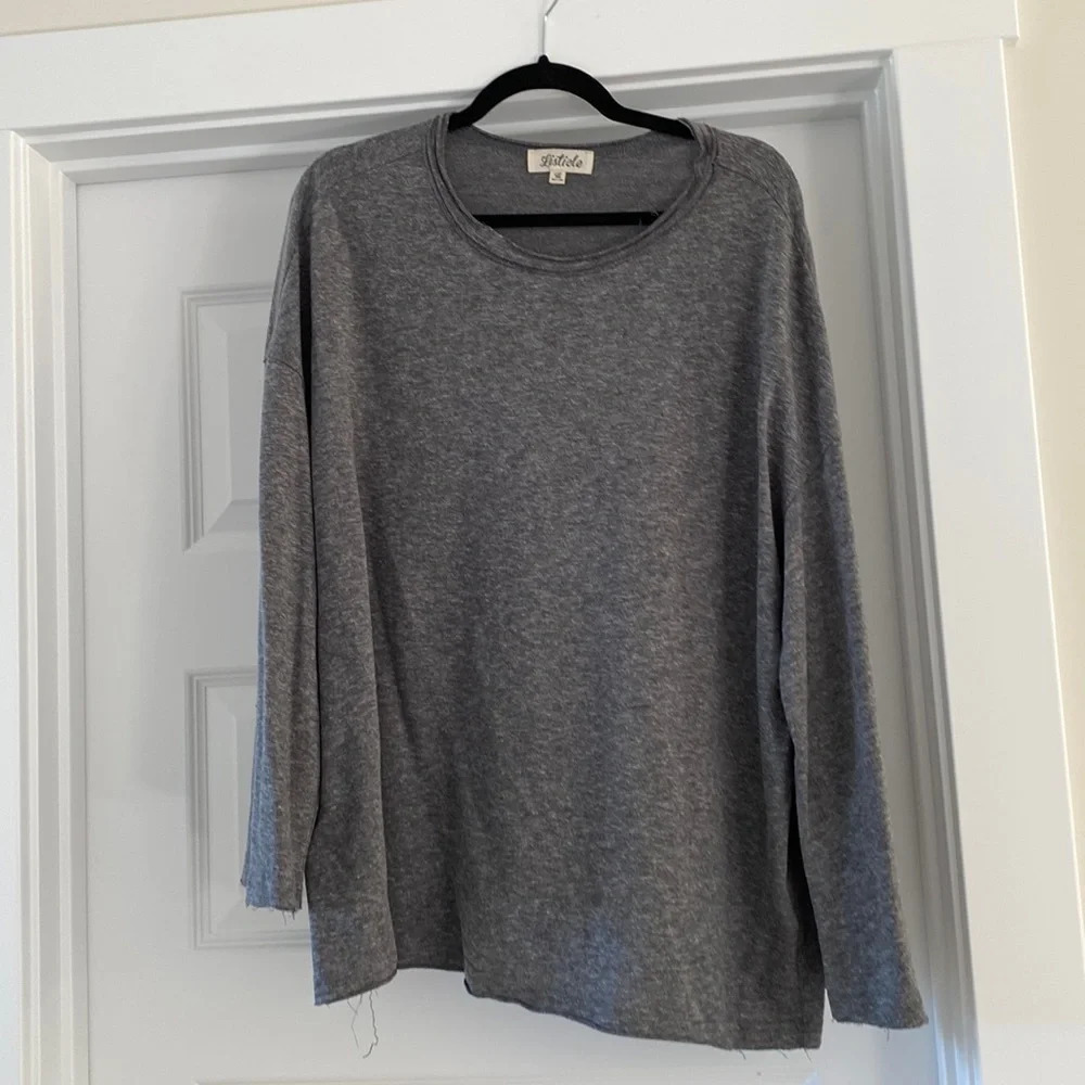 Bell sleeve top